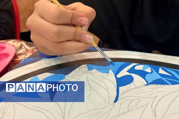 زنگ آغاز رقابت‌های هنری در گل‌های نمونه ورامین به صدا در آمد