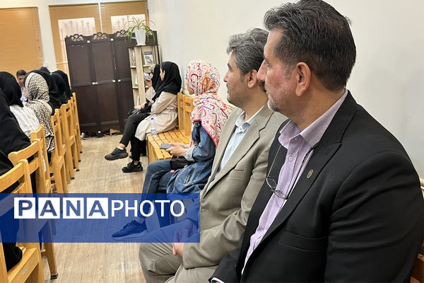 آیین رونمایی از کتاب «قلعه ایرج» در شهرستان پیشوا 