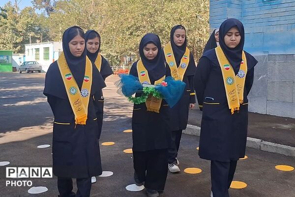 نگاهی به جشن پرشور جوانه‌ها در مدرسه بشارت