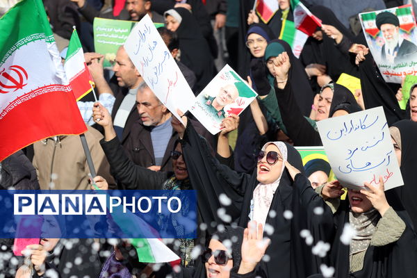 راهپیمایی بزرگ یوم الله ۲۲ بهمن ماه در اصفهان 