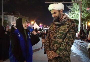 حضور مردم شهر مشهد در اجتماعات شبانه