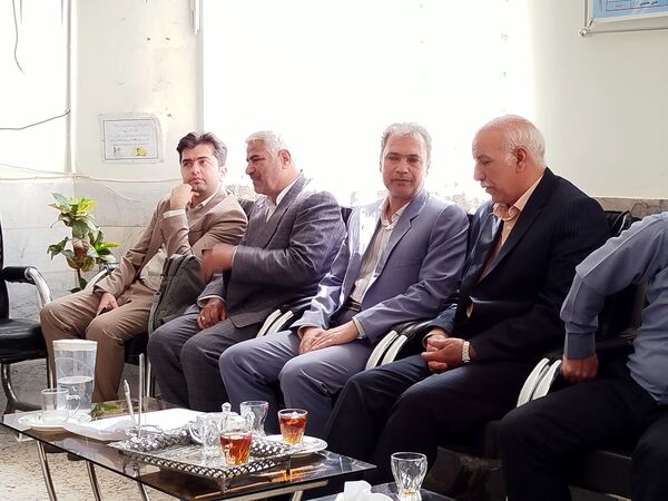 دیدار معاون پرورشی آموزش و پرورش کاشمر با کادر دبیرستان امام حسین (ع)
