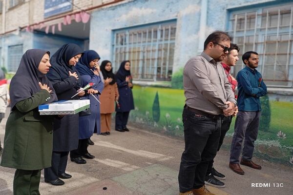 جشن سپاس معلم در مدرسه سید خلیل رضوی بار
