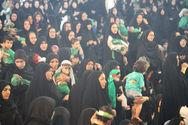 مراسم شیرخوارگان حسینی شهرکرد