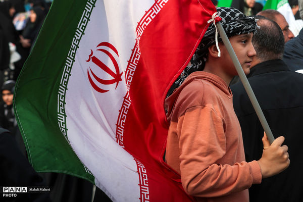 تجمع بزرگ هم‌عهدی‌ نوجوانان با رهبری معظم انقلاب اسلامی