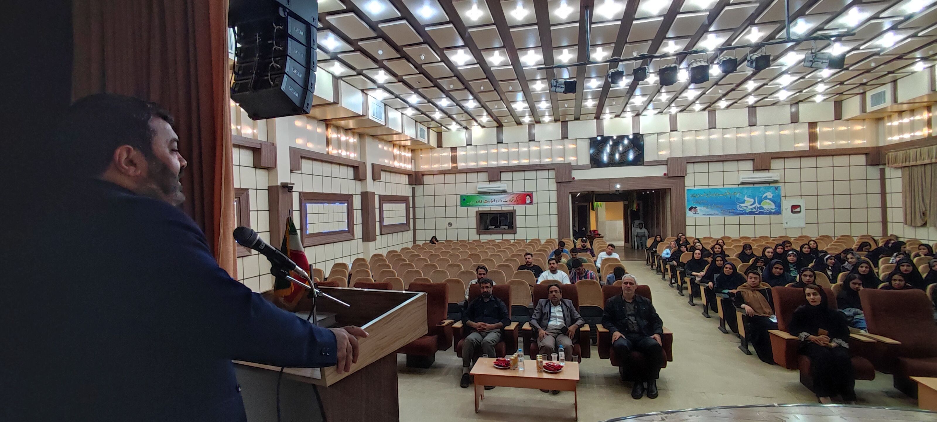 برگزاری نشست دادستانی شیروان با دانشجویان در دانشگاه آزاد اسلامی شهرستان شیروان
