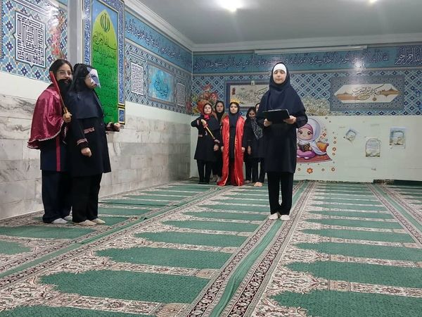 «ماها»؛ هفته‌ای برای جان گرفتن هنر روی صحنه مدرسه