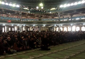 متفاوت‌ترین نماز جمعه شهرکرد در ماه رمضان