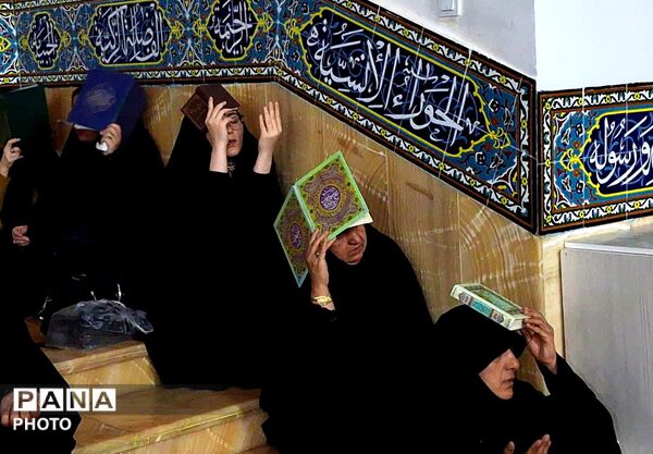 در آرامگاه امامزاده سید حمزه ندای الهی العفو طنین انداز شد 