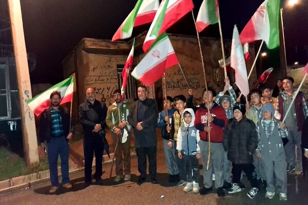  همدلی و مشارکت خانواده‌ها، پیوند مدرسه و جامعه را تقویت می‌کند