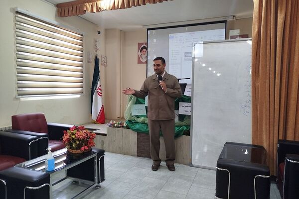 نشست بصیرتی با رویکرد انتخابات در آموزش و پرورش رودهن 