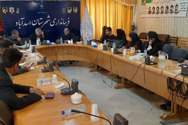 بیش از ۱۰۰ میلیون دلار سرمایه‌گذاری صنعتی در اسدآباد دنبال می‌شود