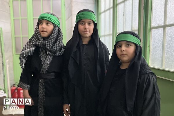 مراسم تعزیه خوانی دهه اول محرم در شهرک گلشهر چهاردانگه