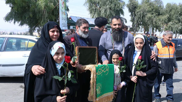 خوش‌آمدگویی مسئولان شهری قم به زائران کریمه اهل بیت(س)