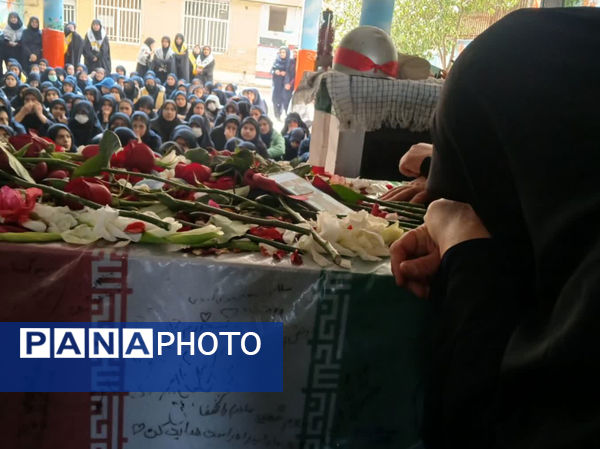 شمیم عطر شهید گمنام در دبیرستان شاهد شهید قاسم سلیمانی