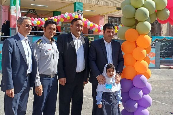 جشن شکوفه‌ها در شهرستان ورامین