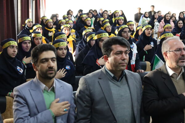 آیین نواختن زنگ انقلاب در آذربایجان غربی