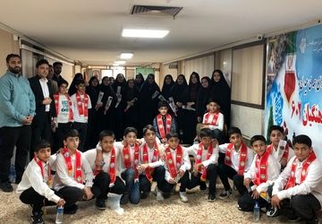 مراسم تقدیر پیشتازان دبستان شهید قلنبر از فرهنگیان اداره آموزش و پرورش ناحیه دو شهرری 