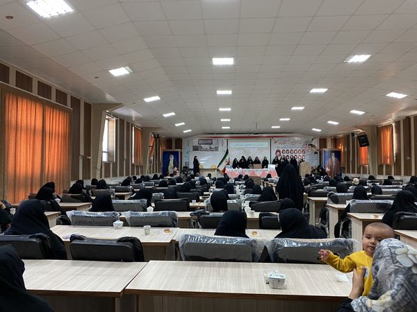 مجمع عمومی انجمن اولیا مربیان دبیرستان نمونه دولتی آمنه(س)