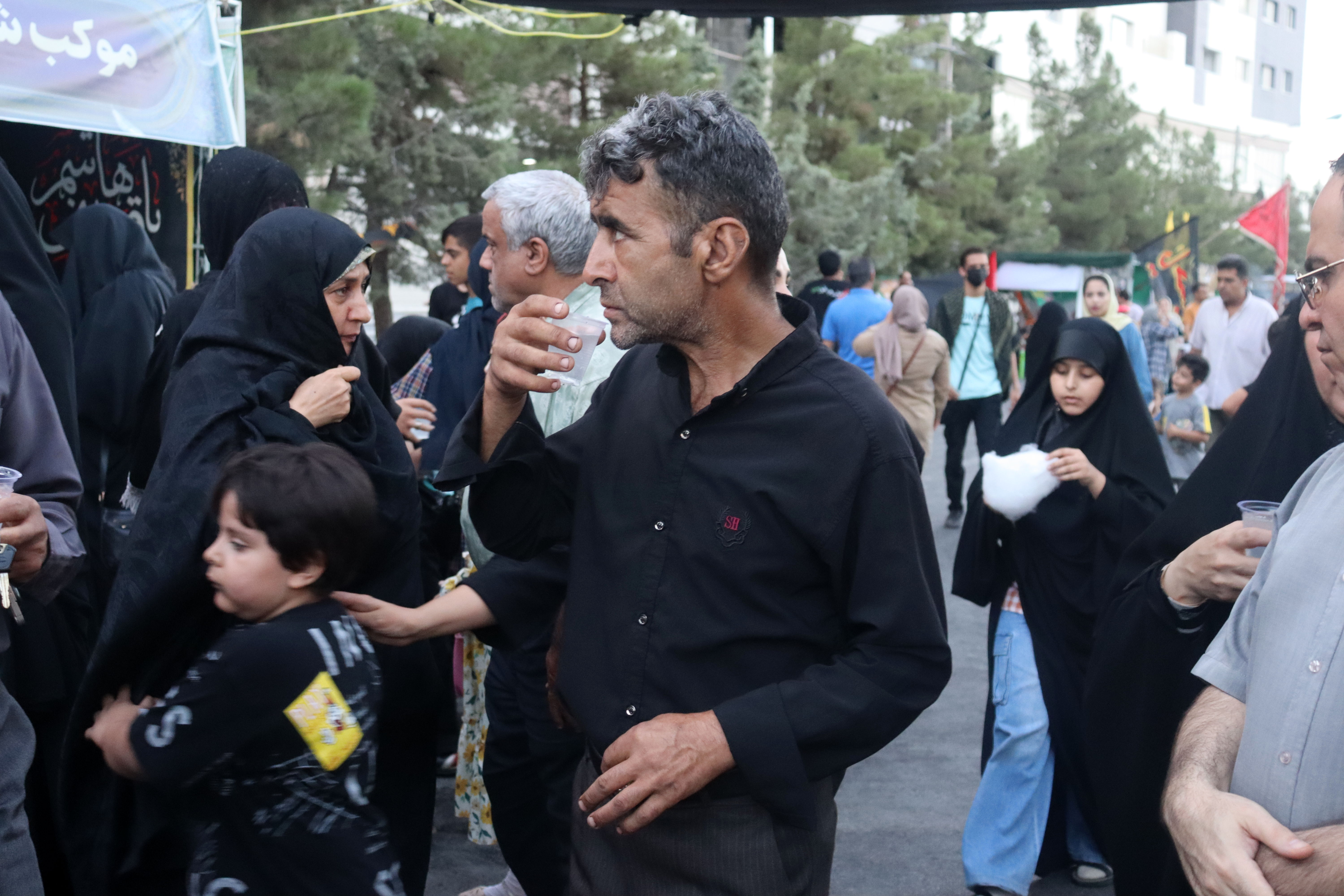 فعالیت پایگاه بسیج حضرت صاحب الزمان(عج) در برنامه جاماندگان اربعین