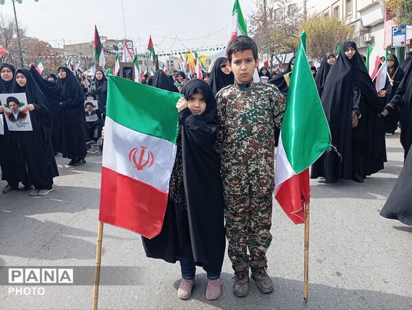 راهپیمایی روز قدس همراه با تشییع پیکر شهید مجتبی پارسا روش