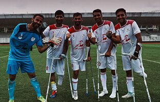 طلوع غرور ایرانی در جاکارتا؛ تیم ملی فوتبال قطع عضو ایران‌ قهرمان آسیا شد
