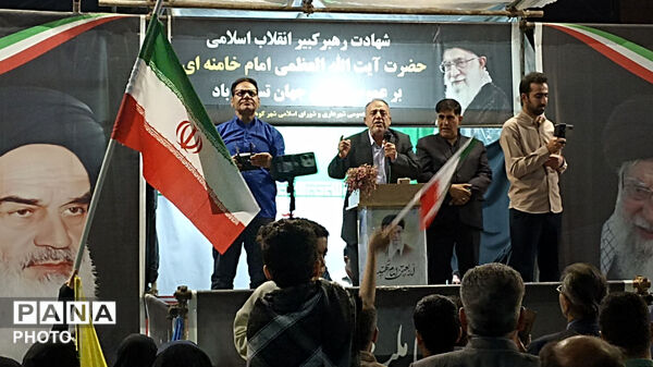 ایستادگی وحضور پرشور مردم شهرستان کوهدشت  درتجمعات شبانه