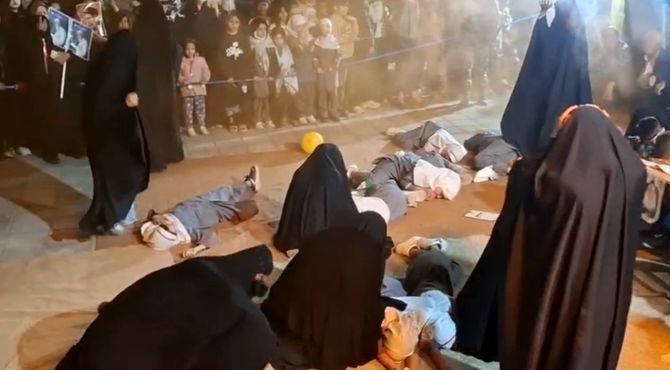 نمایشی به یاد دانش آموز مفقودالاثر شهید ماکان نصیری در شهر آوه
