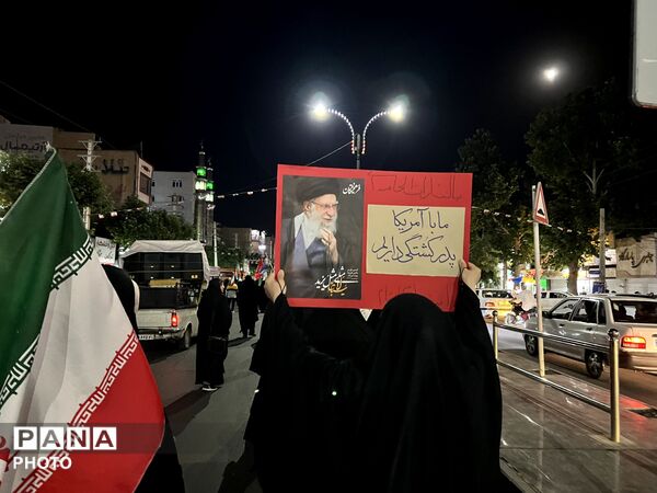 نود و دومین شب راهپیمایی و تجمع  مردم  ساوجبلاغ