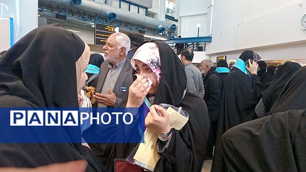 بدرقه دختران دانش آموز از ایستگاه پروازی مشهد به سوی سرزمین وحی