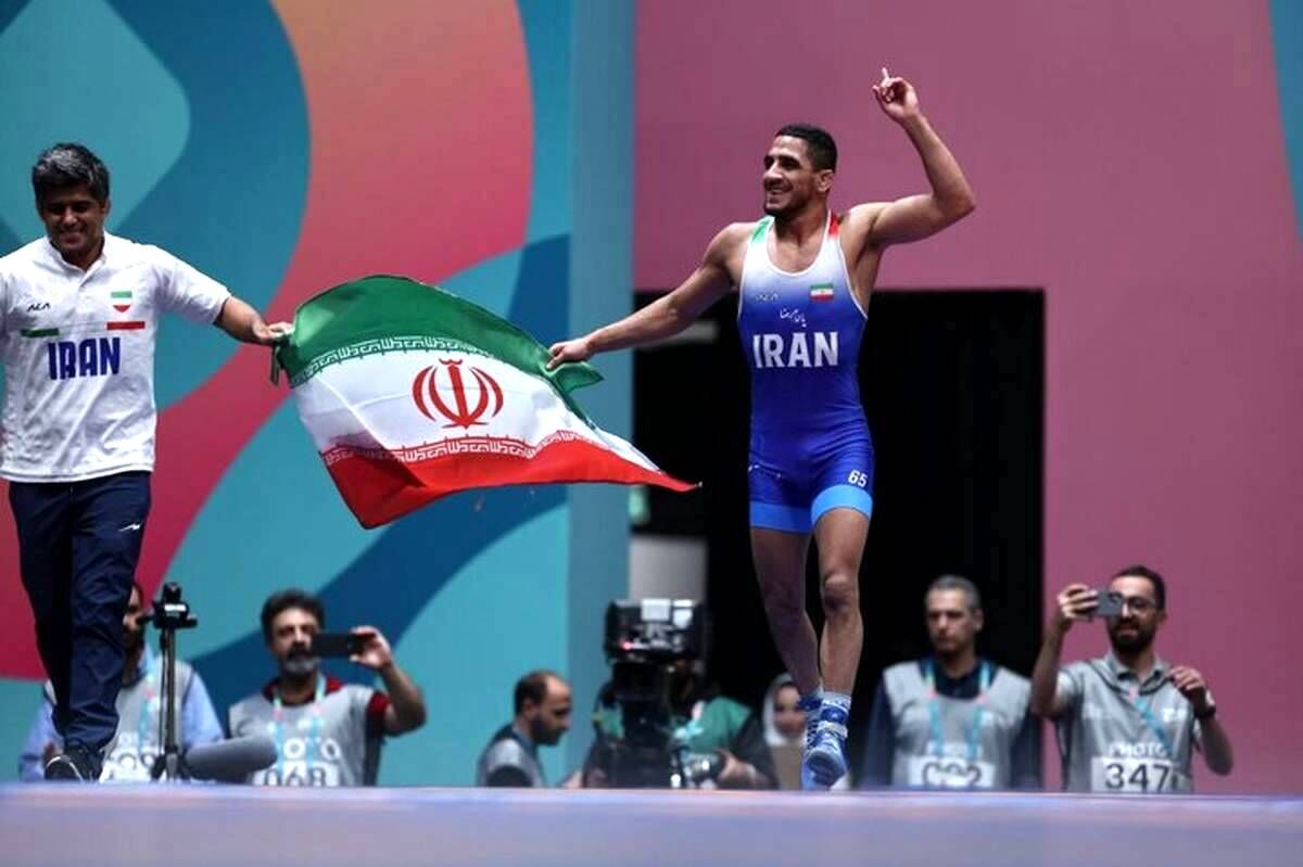جدول رده‌بندی کشتی جهان در تسخیر ببرهای مازندران/ رحمان، بی‌رحمانه در صدر ایستاد