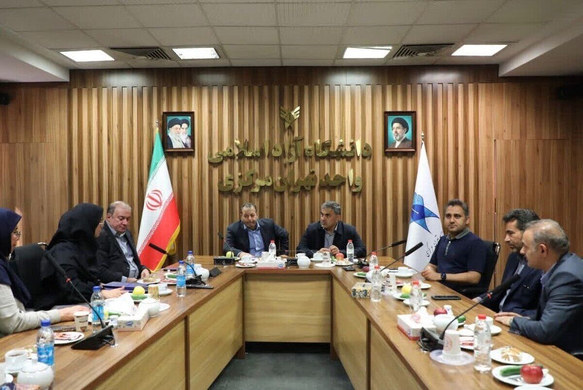 امضاء تفاهم‌نامه فدراسیون هاکی و دانشگاه آزاد اسلامی استان تهران