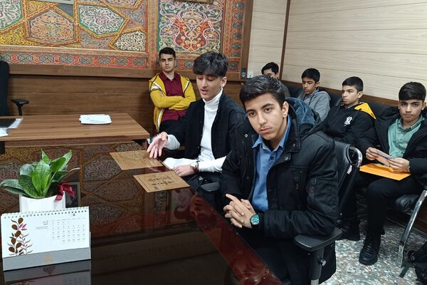 اولین نشست روسای شوراهای دانش‌آموزی پسران شهرستان شهریار