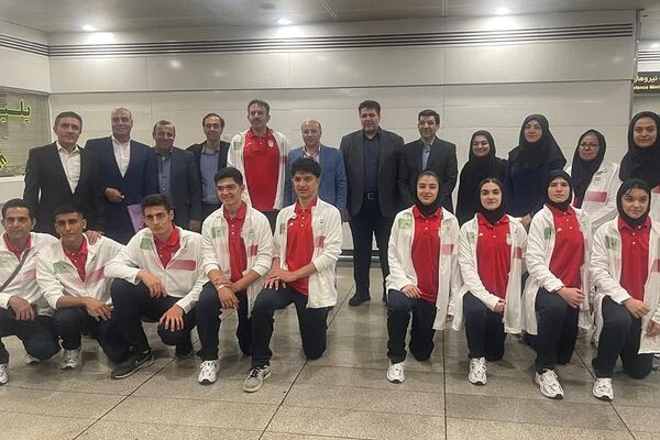 آیین بدرقه کاروان ورزشی دانش‌آموزی مسابقات جهانی صربستان به میزبانی آموزش‌و‌پرورش ناحیه دو شهرری 