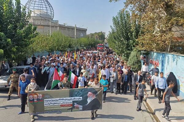راهپیمایی مردم ولایتمدار بهارستان 2 در محکومیت جنایات رژیم صهیونیستی