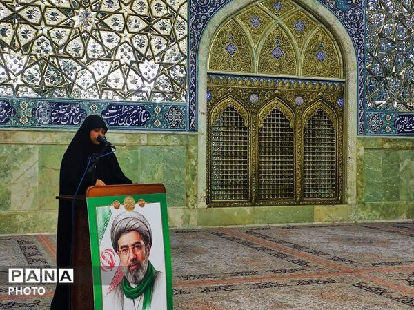 دورهمی کودکان و نوجوانان با برنامه‌های متنوع در حرم حضرت معصومه(س)