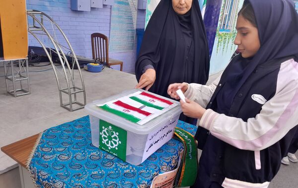 انتخابات شهردار مدرسه در منطقه ۱۶