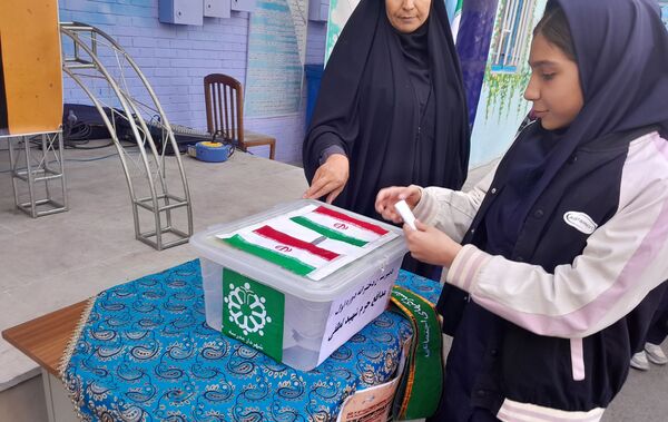 انتخابات شهردار مدرسه در منطقه ۱۶