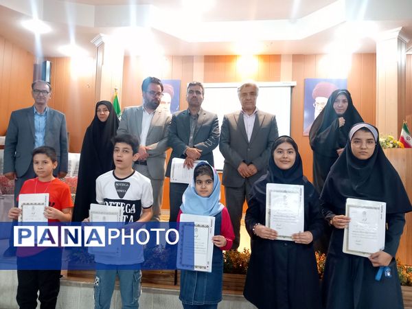 اختتامیه جشنواره سفیران سلامت،یاریگران زندگی ونوجوان سالم دردبیرستان دوره اول آرمینه مصلی نژاد