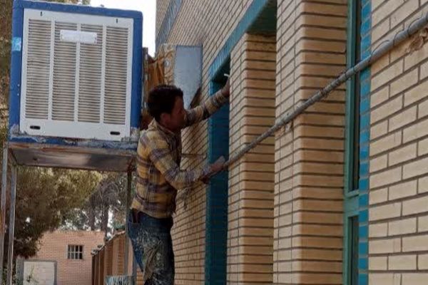 پروژه مهر دبیرستان دخترانه بنت الهدی کوهپایه رنگ آمیزی تجهیز و پاکسازی برای خلق محیطی الهام بخش و یادگیری مثبت