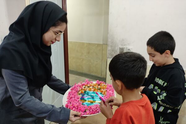  بزرگداشت روز دانش آموز در آموزشگاه معارف۶ شیراز 