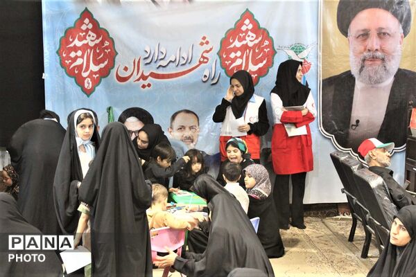 برپایی نمایشگاه فرهنگی در حاشیه یادواره شهدای جانباز استان قم