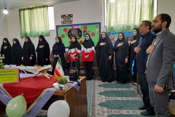 آغاز فعالیت‌های مهارت محور پایگاه تابستانی در دبیرستان توحید یک