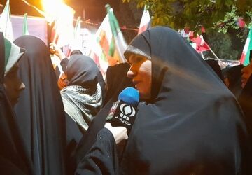 روایتی از اجتماعات شبانه فرهنگیان و دانش‌آموزان ناحیه ۳ قم 