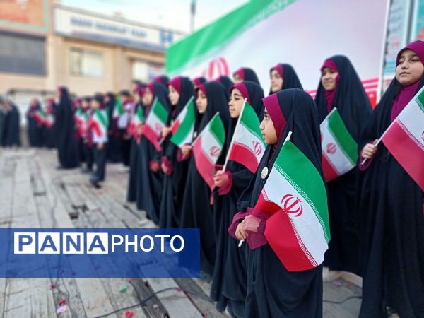 مهمانی کیلومتری اعیاد شعبانیه در خیابان امام خمینی نیشابور 