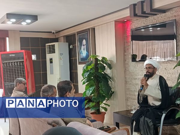 جلسه بصیرتی و سیاسی در راستای جهاد تبیین