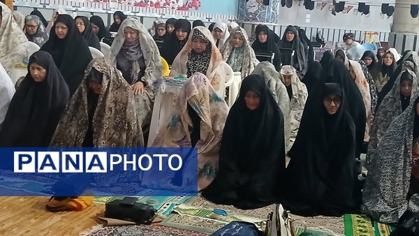 اقامه نماز جمعه همزمان با روز خبرنگار