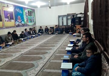 جلسه هفتگی آموزش تلاوت قرآن در دارالقرآن‌های نور و امام خمینی(ره) 