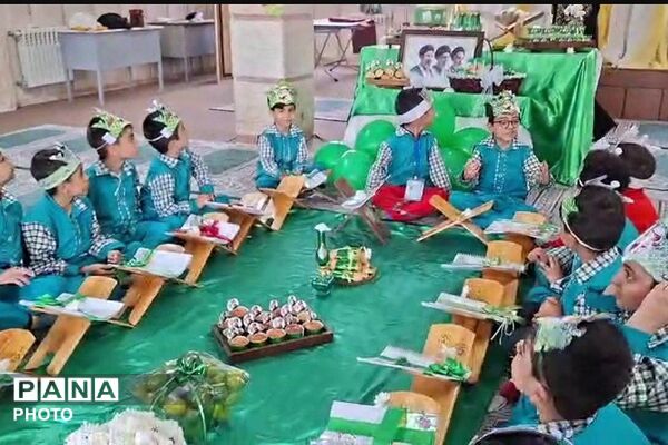 جشن قرآن در دبستان پانزده خرداد شهرری