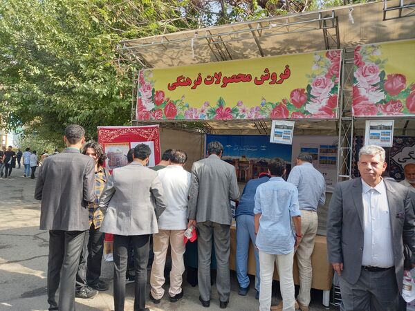 برگزاری جشن یکصدمین سال استقرار دبیرستان ماندگار البرز